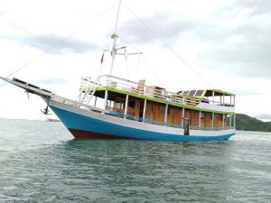 Komodo Sailing