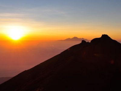 Sunrise climb mount Rinjani