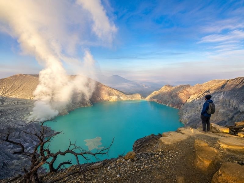 Mount Ijen Crater tour