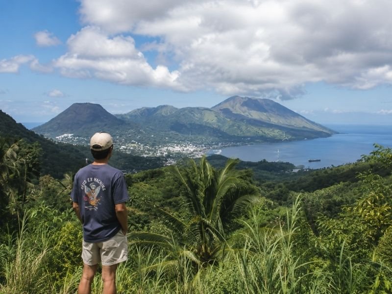 Nua Bosi hill Ende