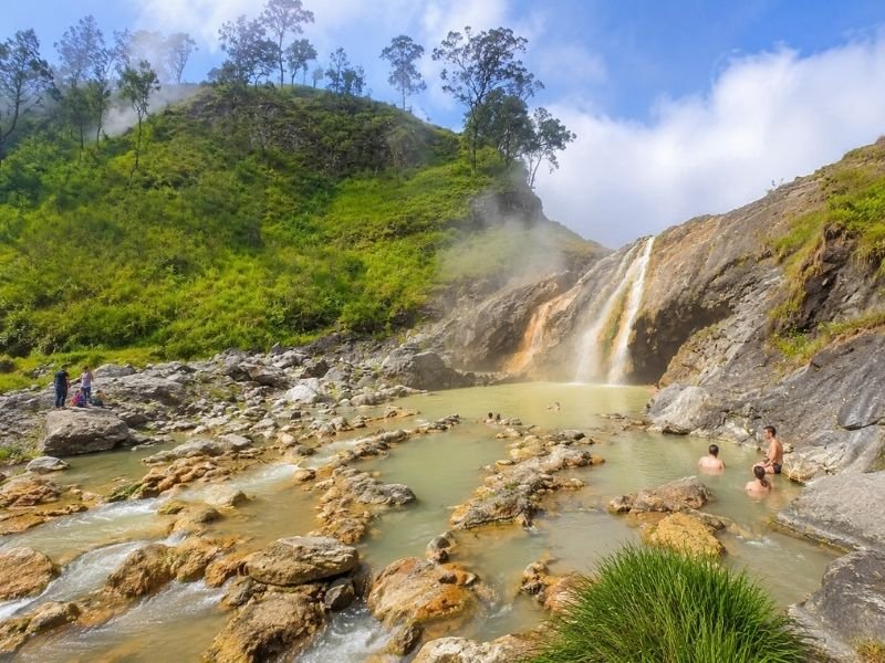 Rinjani Natural Hot Springs