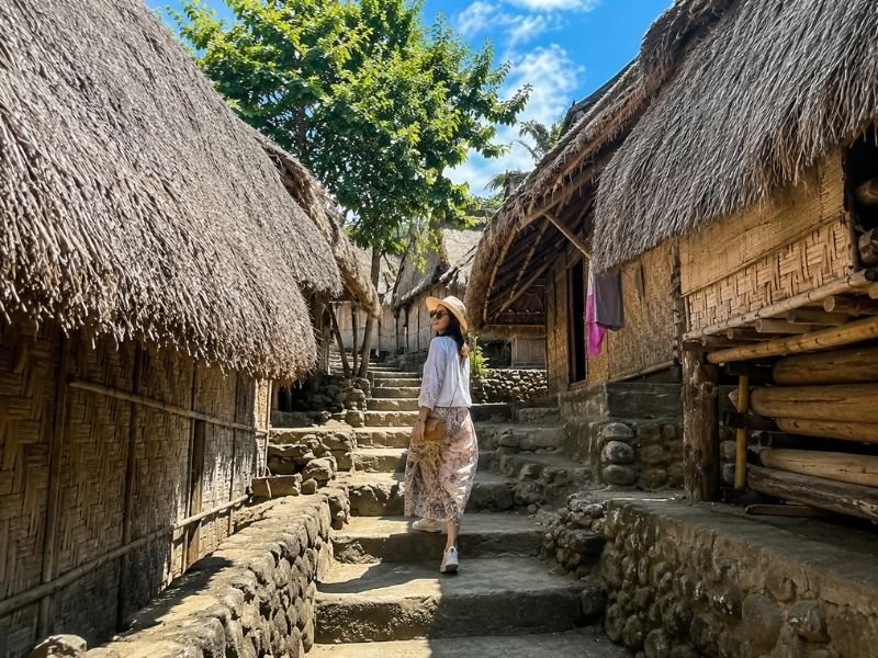 Sade village Lombok tour