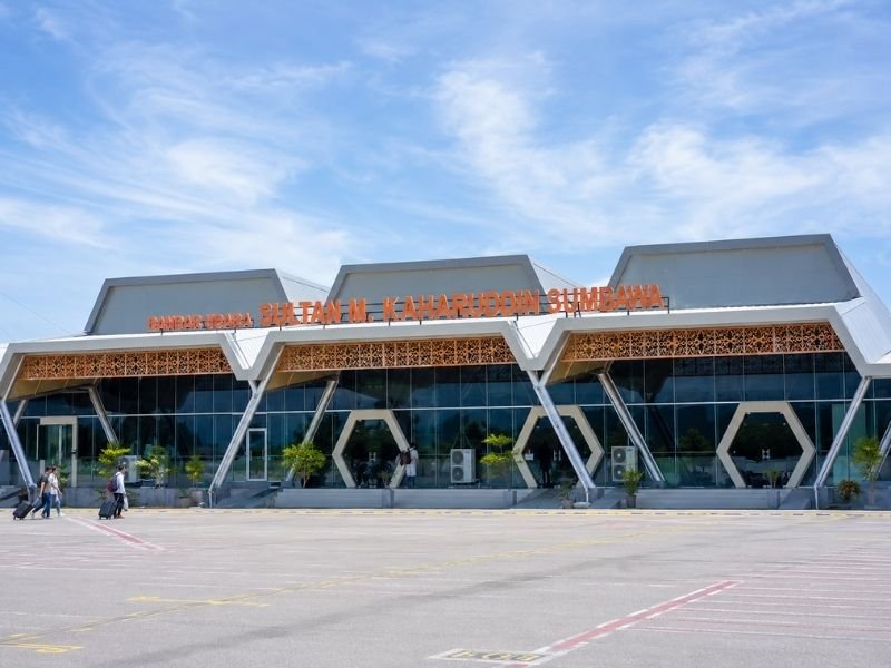 Sultan Kaharuddin Airport